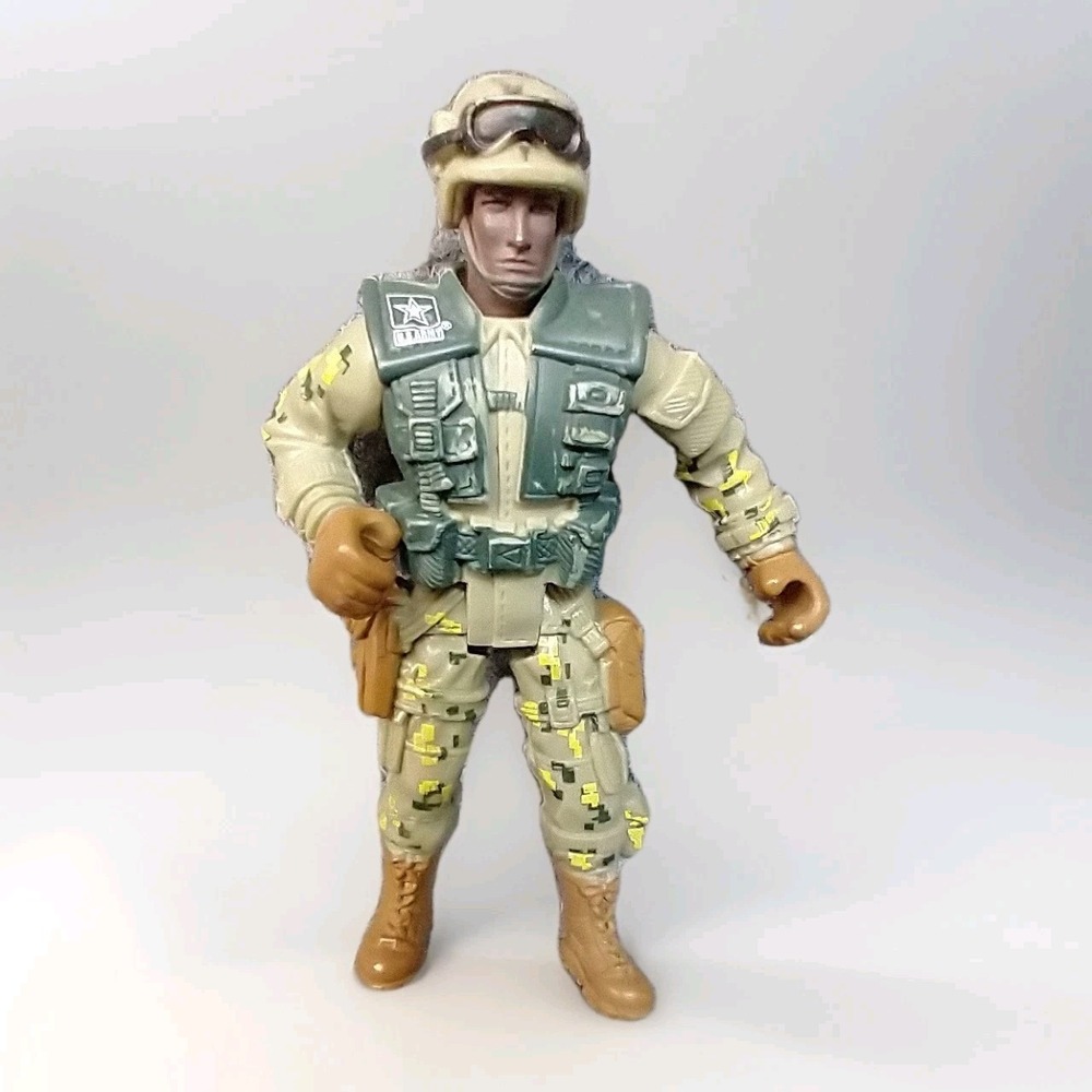 Chap Mei Soldier Force Military Action Figure Desert Camo Soldier driver
